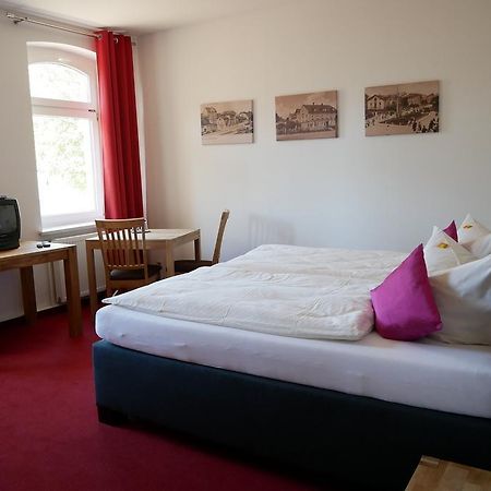 Hotel Garni Brauhof ニーダーヴィーザ エクステリア 写真